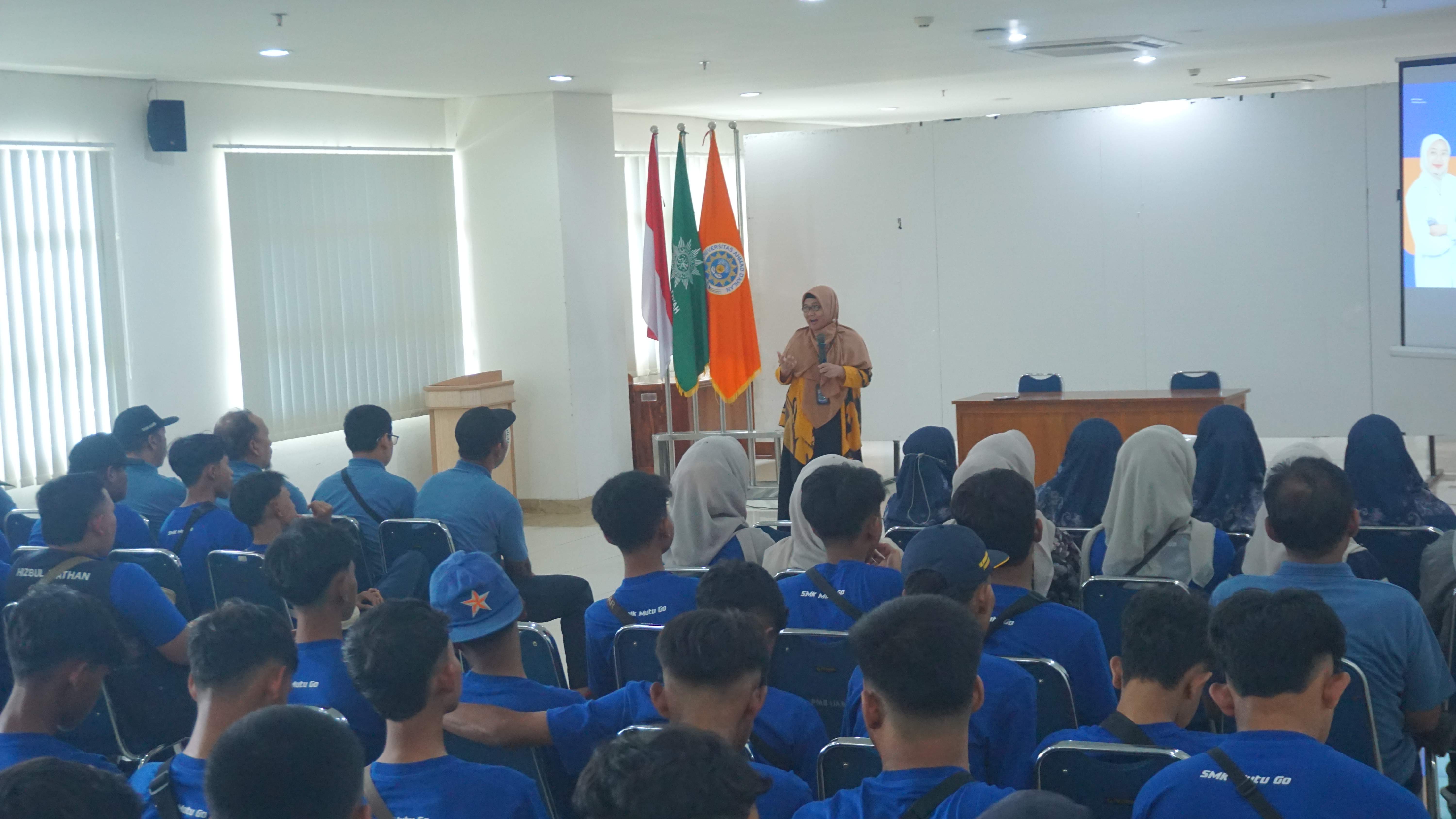 SMK Mutu Go Laksanakan Kunjungan Industri dan Edukasi ke Magelang dan Yogyakarta SMK Mutu Go Laksanakan Kunjungan Industri dan Edukasi ke Magelang dan Yogyakarta